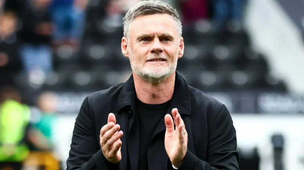 Graham Aleksander, trener Bradford Cityja