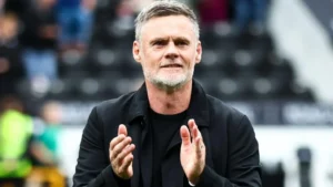 Graham Aleksander, trener Bradford Cityja