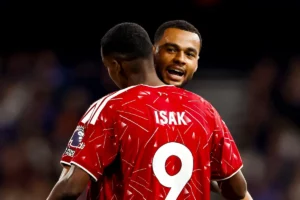 Isak i Gakpo Liverpul